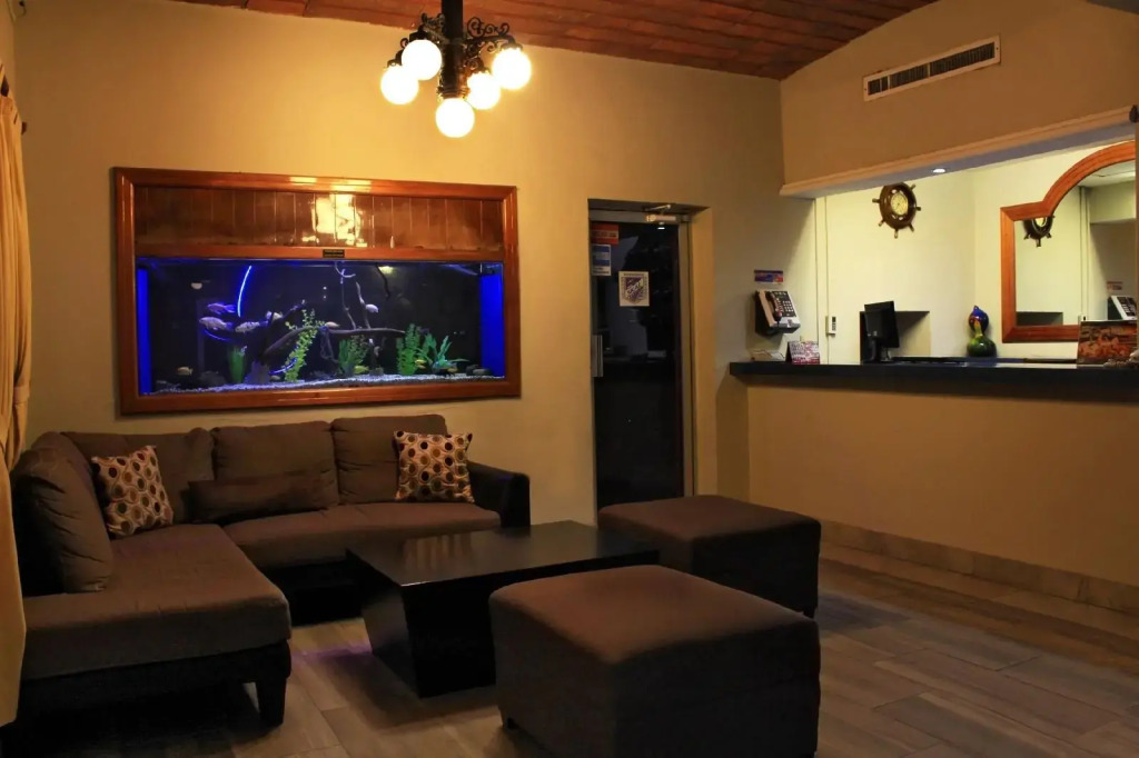 Hotel La Siesta Malecón