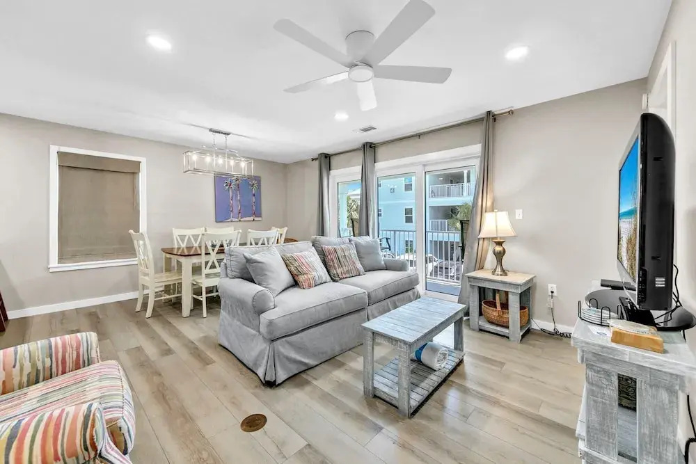 Beachside Villas 523