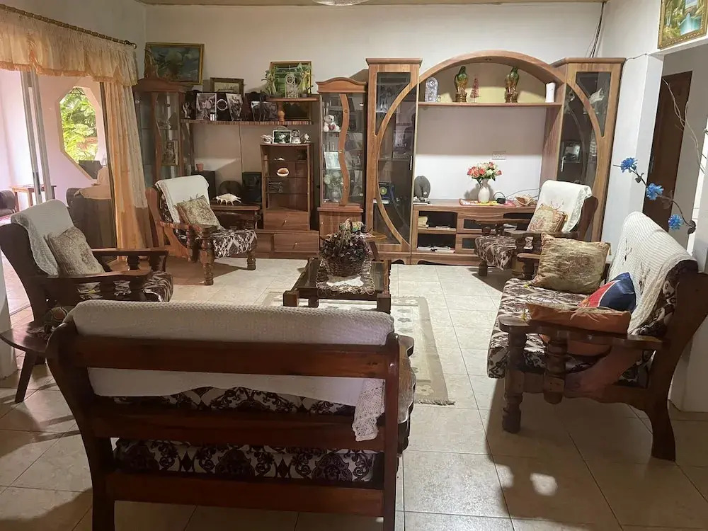 Jeanny's Apartments