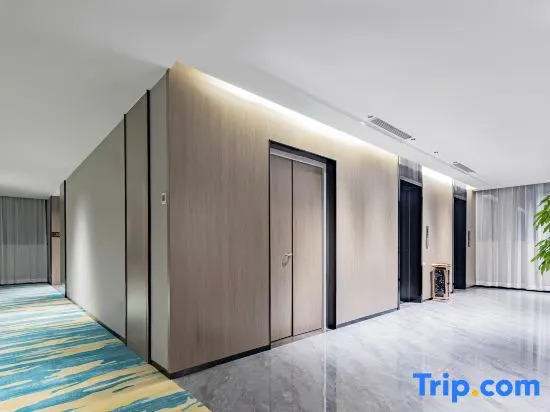 Junding Zhishang Hotel(East Railway Station, Yichang Store)