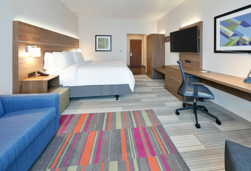 Holiday Inn Express & Suites Plano East - Richardson by IHG