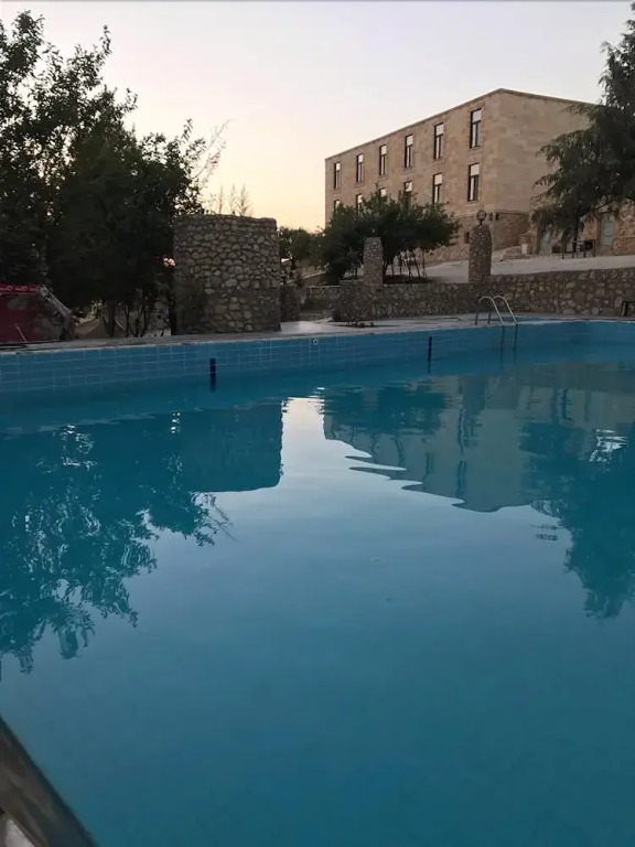 Mariat Hotel