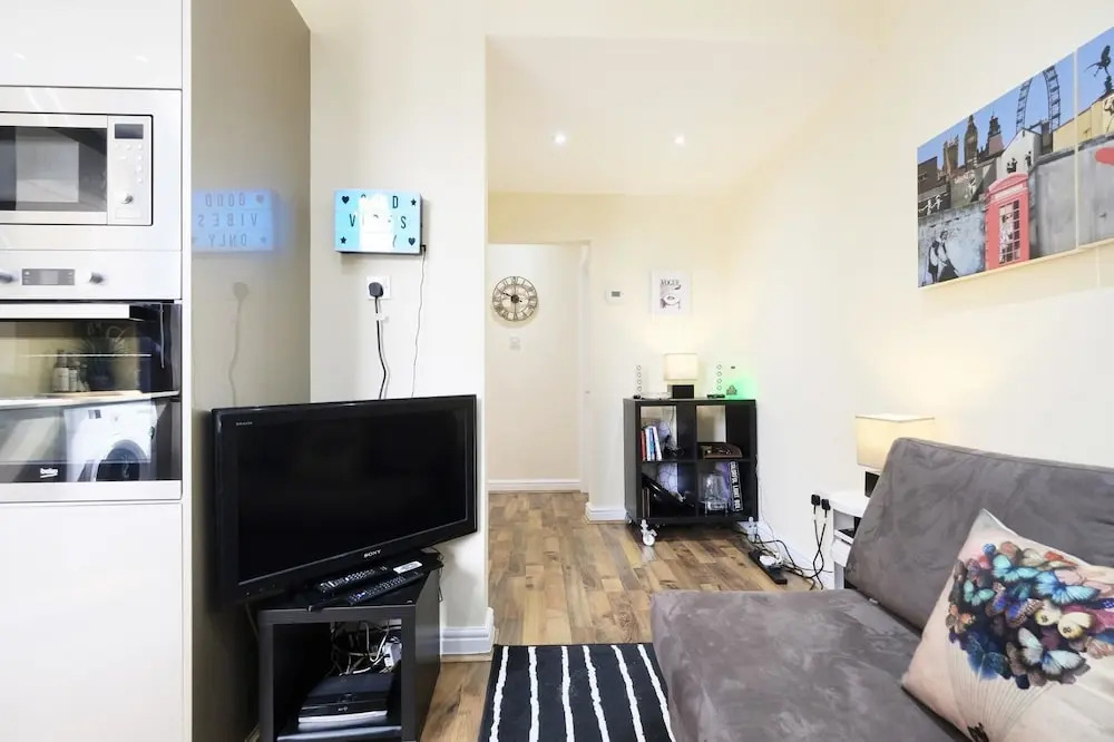 NEW 2BD Flat in Vibrant City Centre Camden!