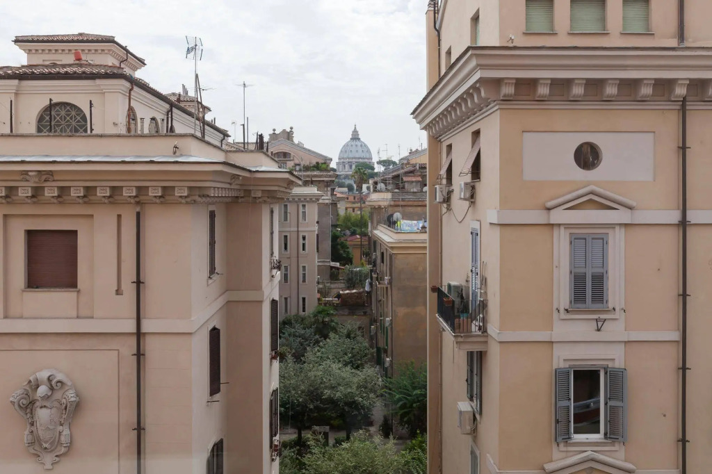 Vatican Mansion B&B