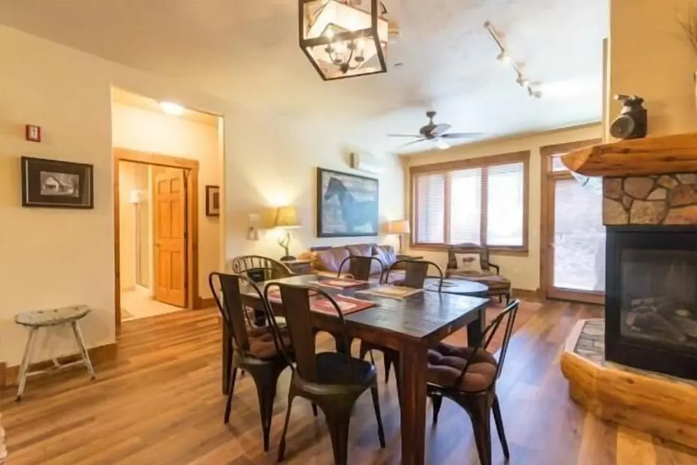 2106 Timberline Lodge, Trappeur's Crossing Apartment 2