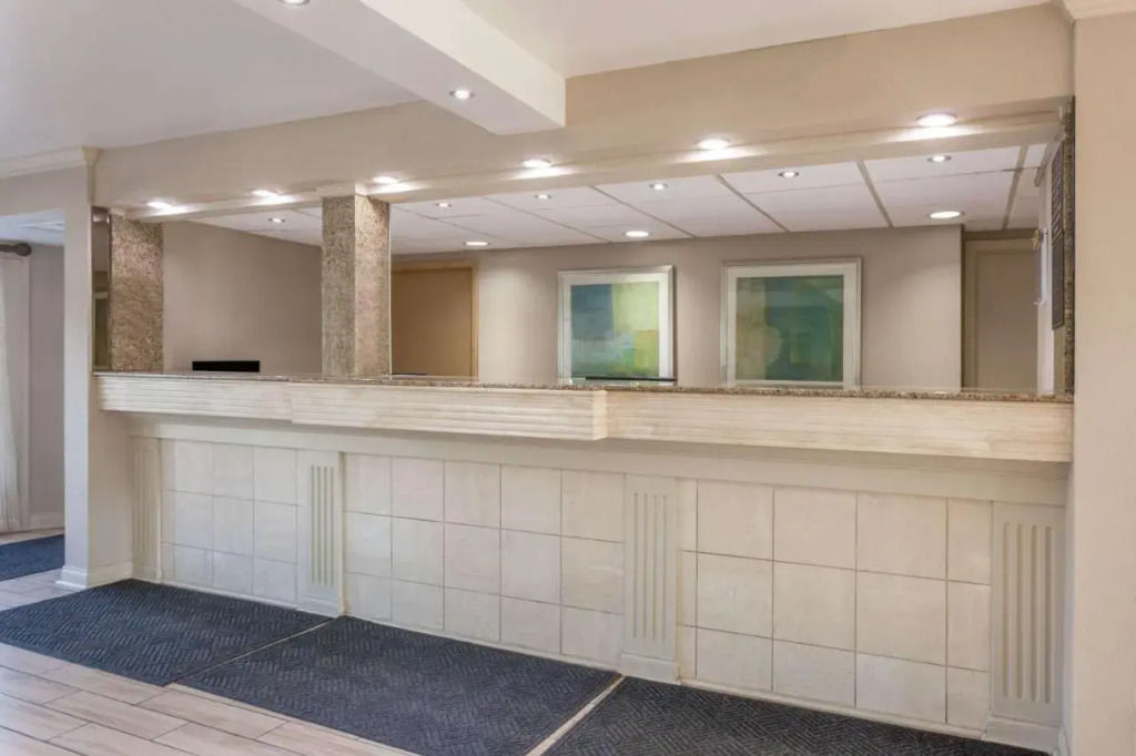 Days Inn