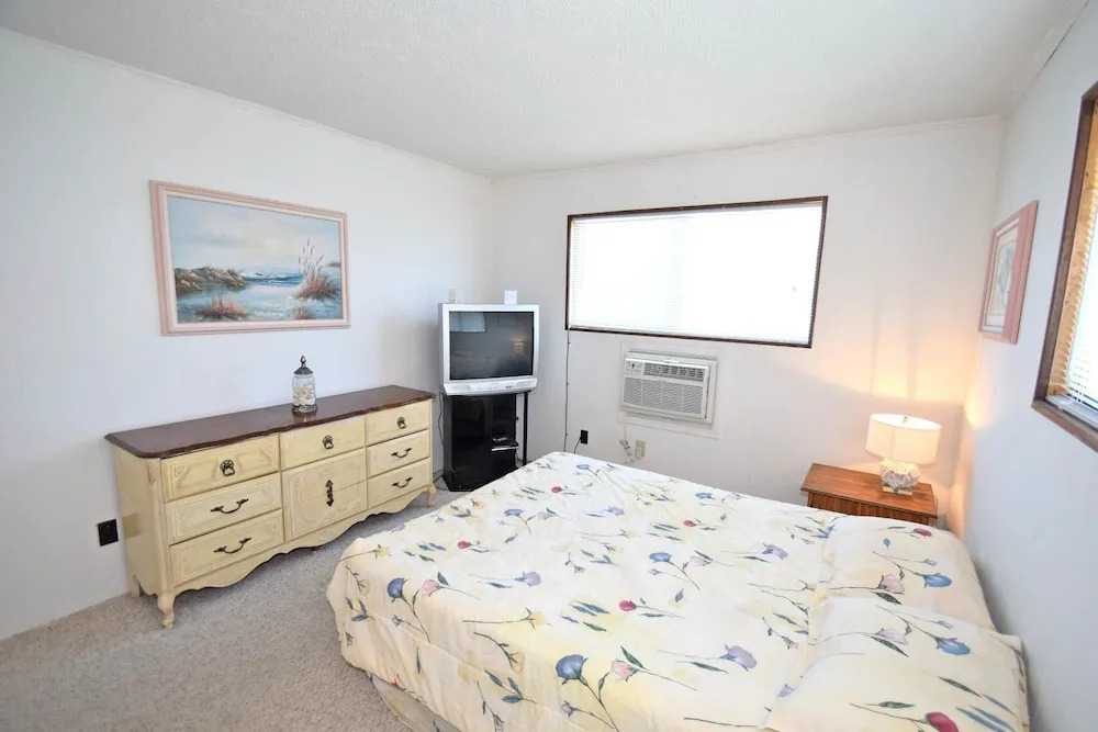 Ocean Lookout 5 2 Bedrooms 2 Bathrooms Condo