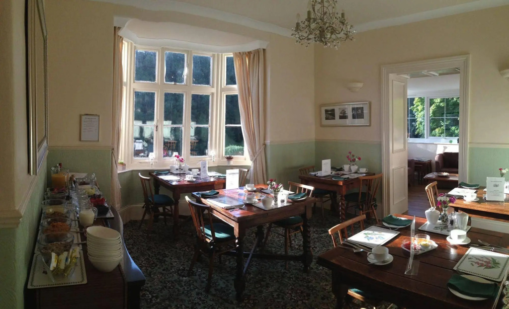Pine Lodge Guest House