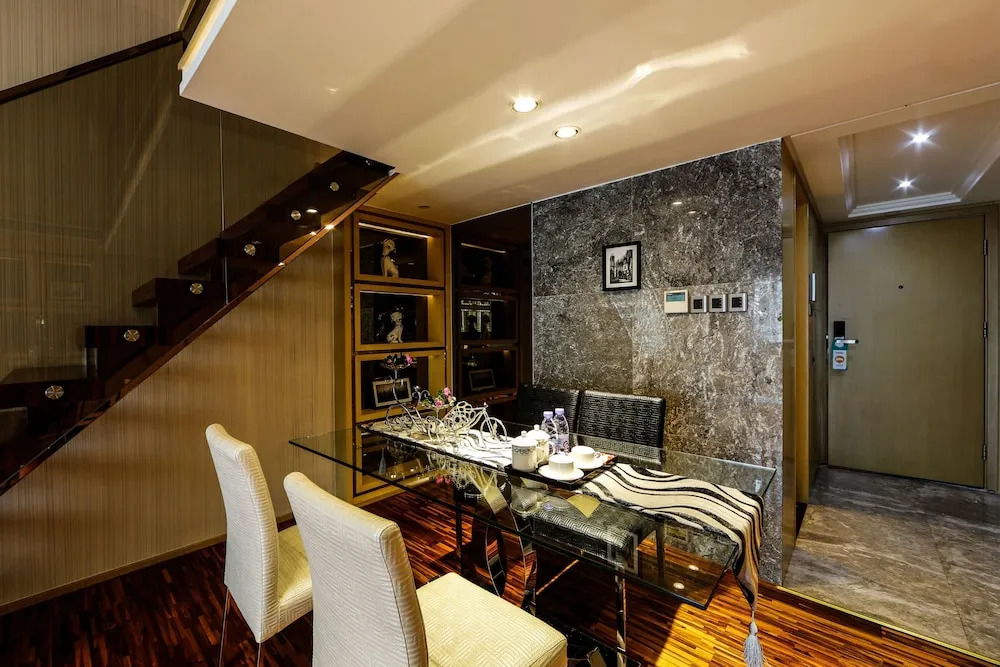 Ruide Apartment Poly Zhongda Branch