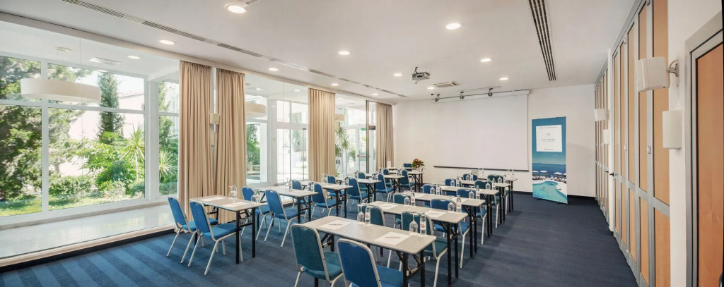 Valamar Argosy Hotel