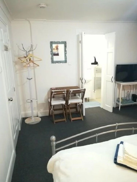 Royal Guest House II