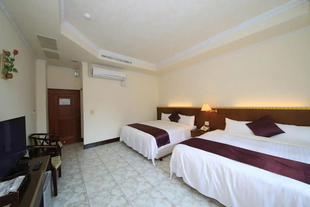Yotai Spring Guest House