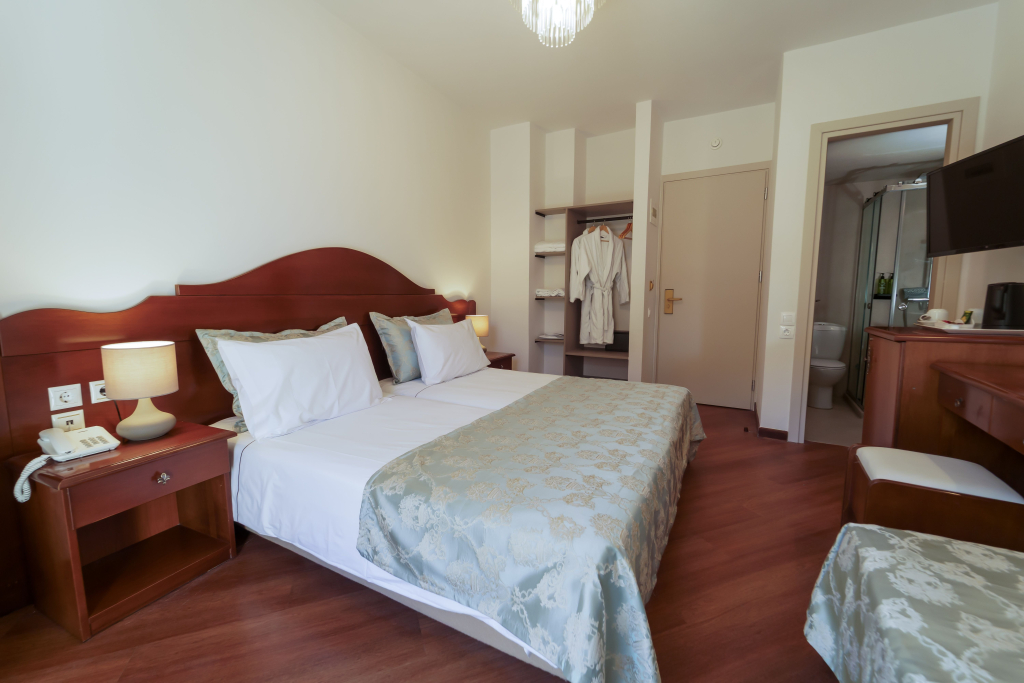 Diana Hotel
