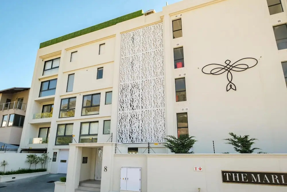 Ocean View 1bed Apartment in Sea Point Marlo Cove