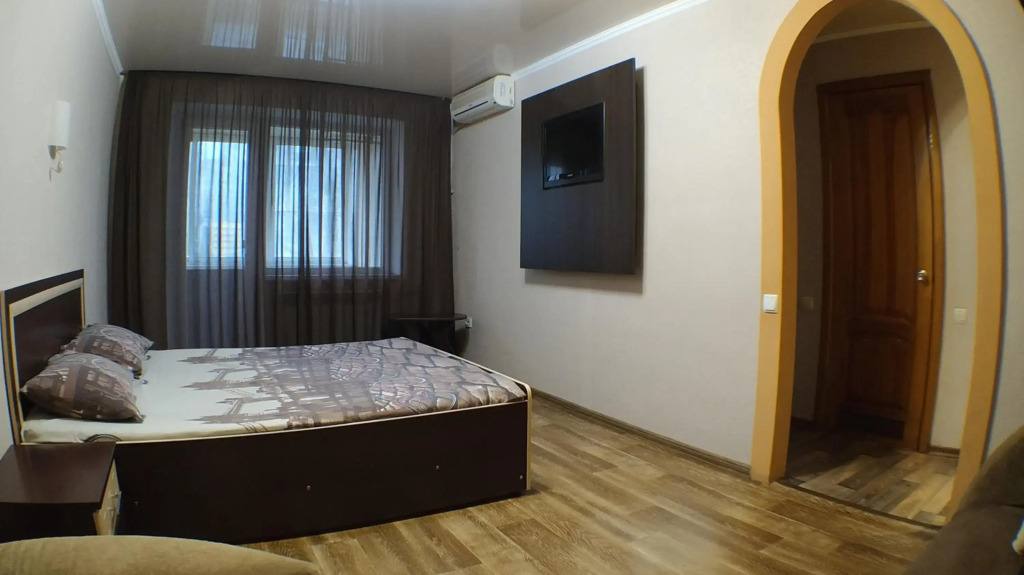 KR Apartments on Metalurhiv 27