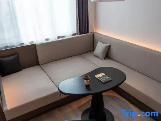 Atour Origin Hotel Dalian Hongxinghai Coastal Park