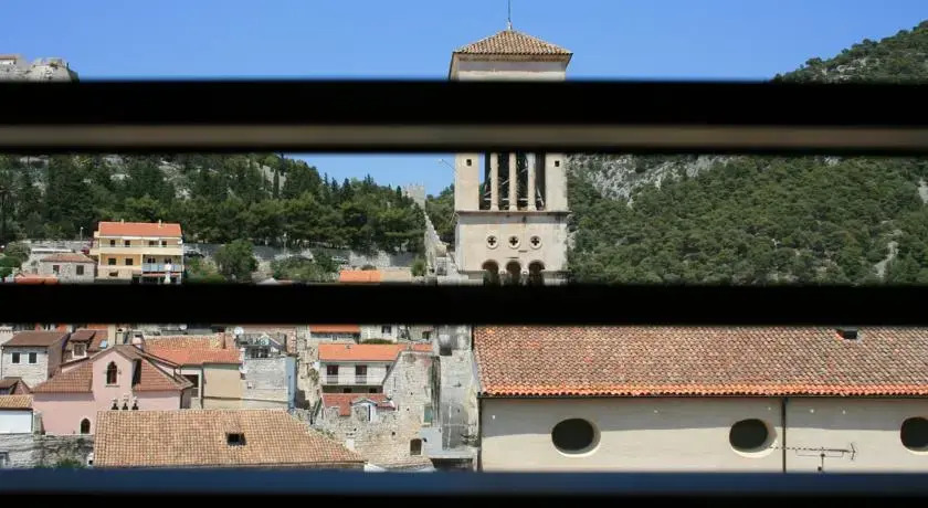 House Papafava Hvar