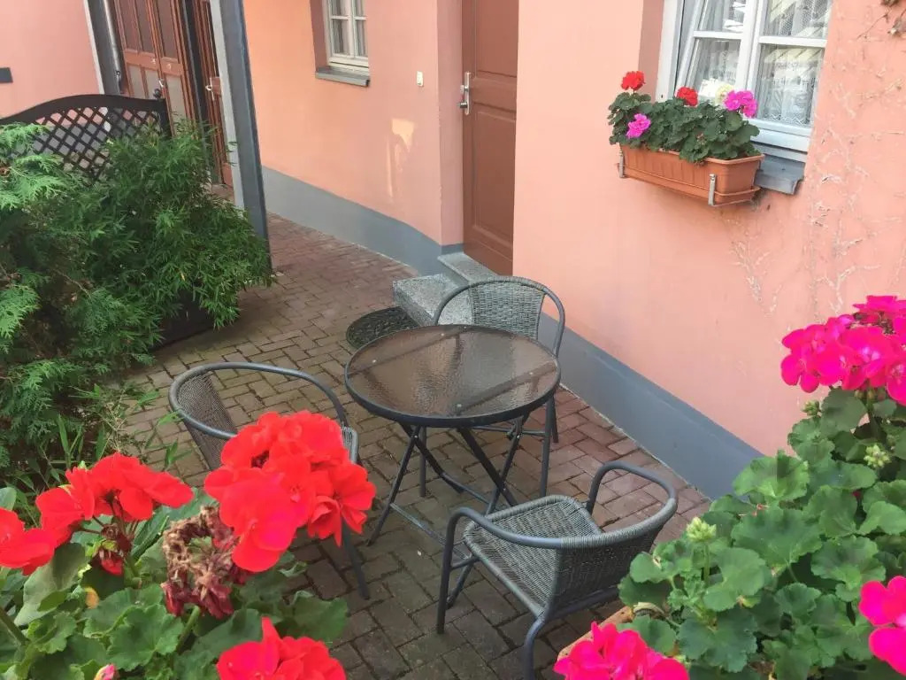 Apartment mit Terrasse No3