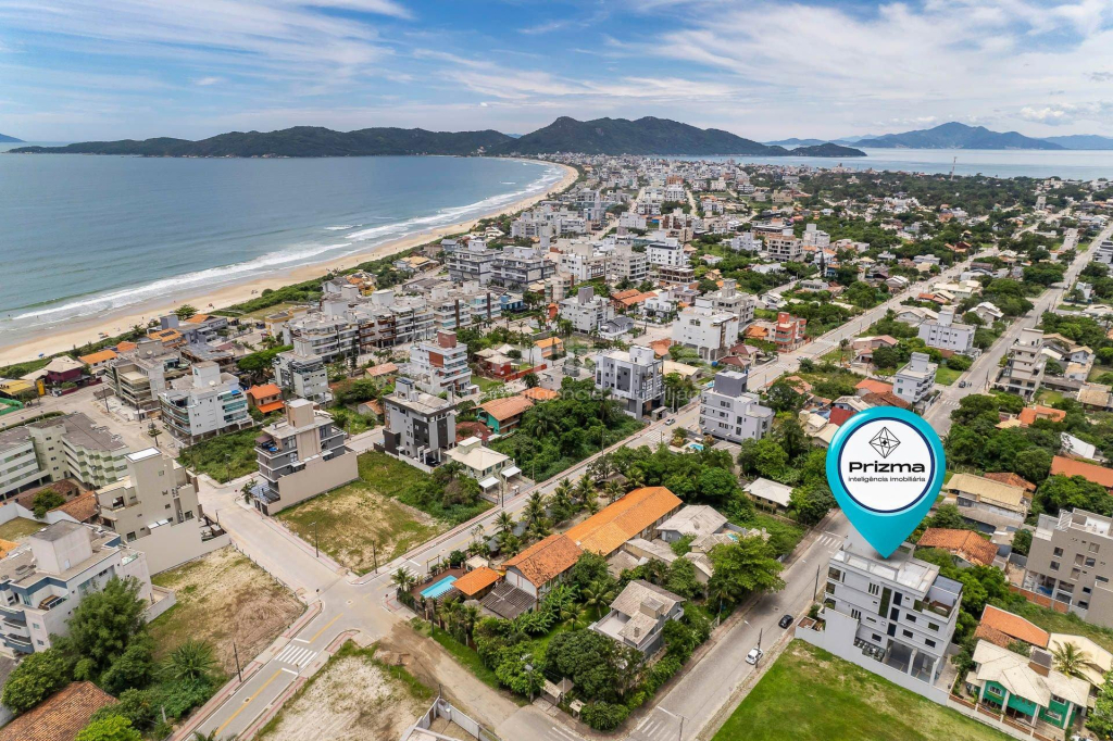 Lindo Apartamento Na Praia De Mariscal Com ótima Localização