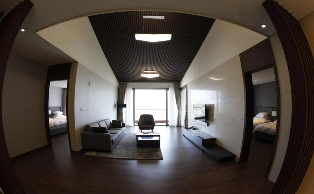 Pinehills Hotel