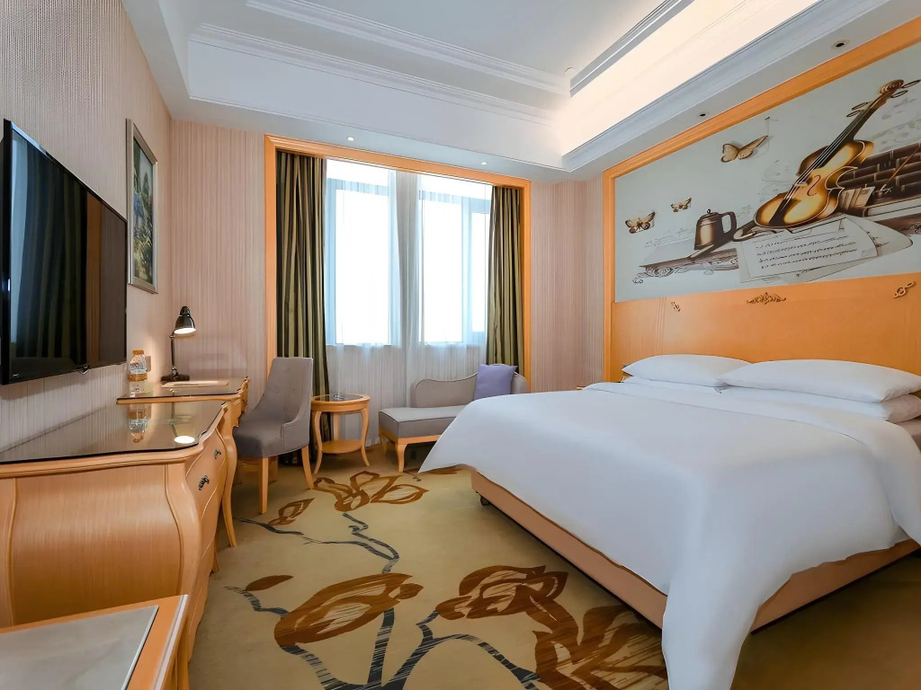 Vienna International Hotel (Zongguan Subway Station Hanxi Store