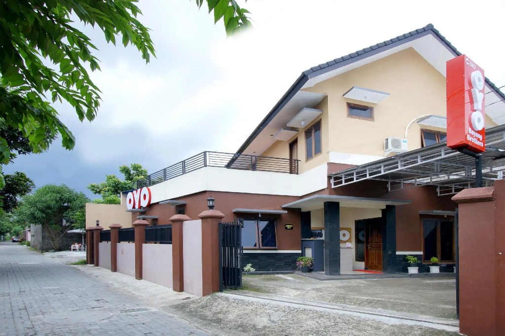 Hotel O near UGM formerly Bayang Brothers Guest House