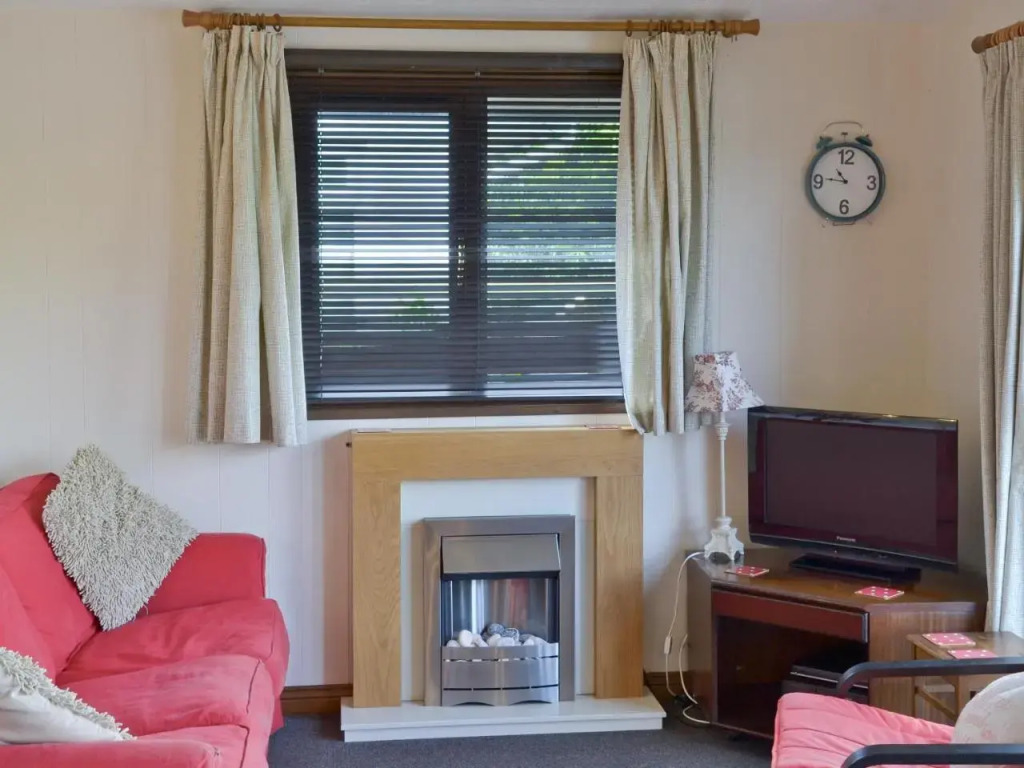 Yare View Lodge