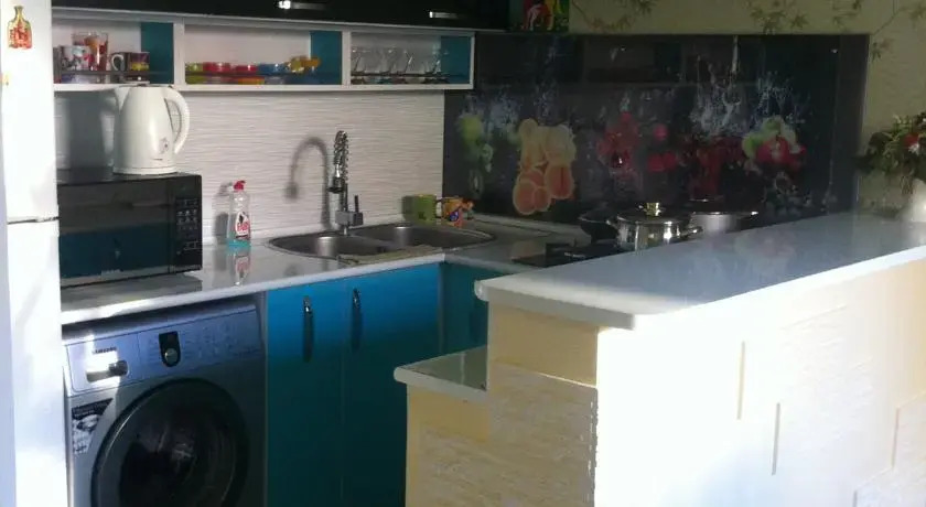 X.O House