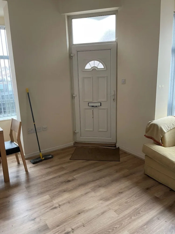 1 Bedroom Flat - Milligan Road