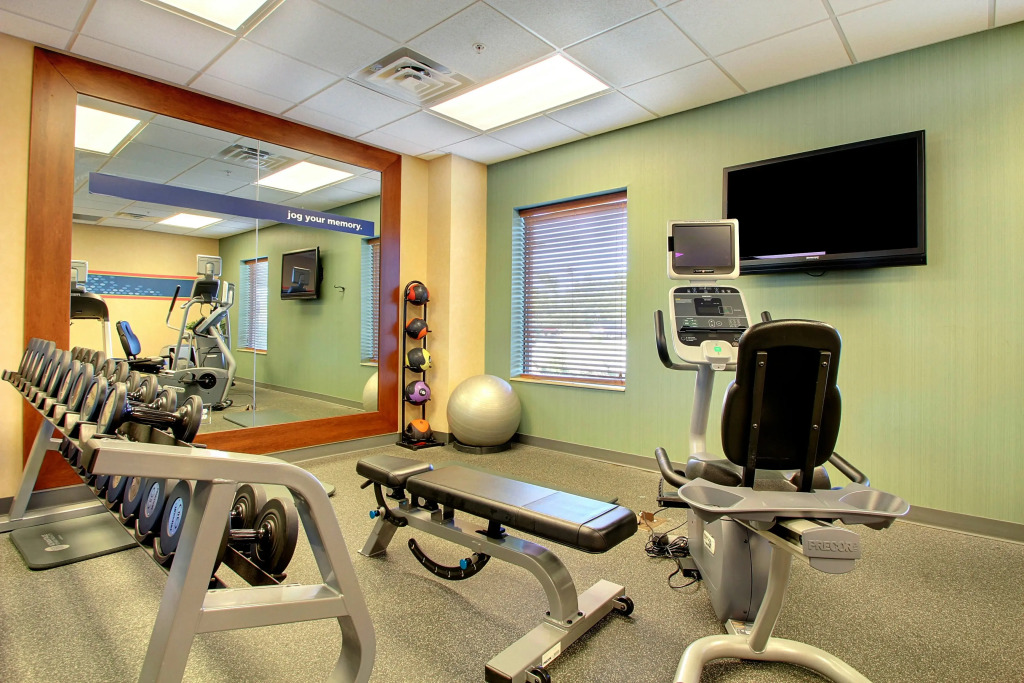 Hampton Inn & Suites West Bend