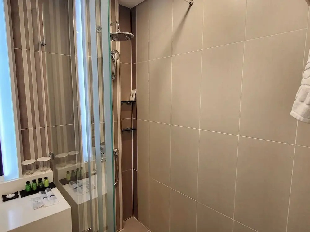 Days Hotel & Suites by Wyndham Incheon Airport