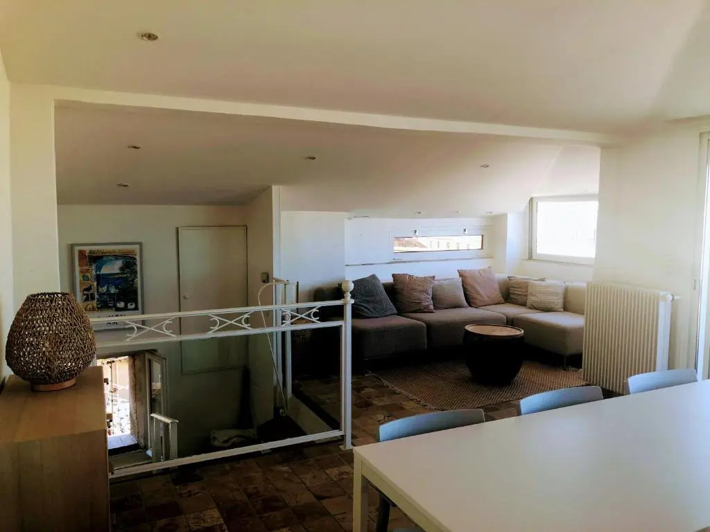 Citilet 5 Cosy apartment with balcony and sea view