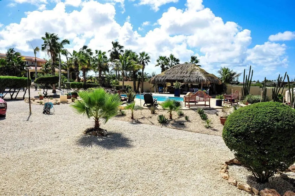 Paradise Apartments