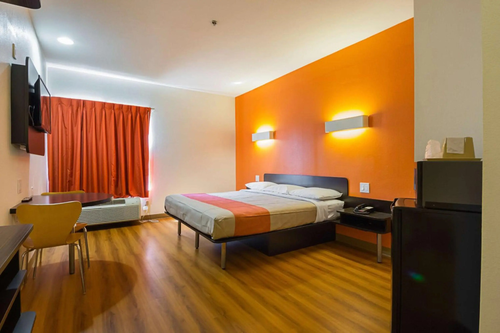 Motel 6 Dallas   Irving DFW Airport South