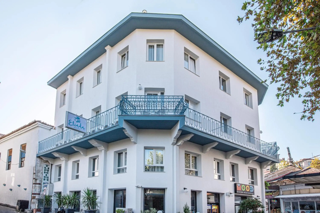 Eliada Hotel