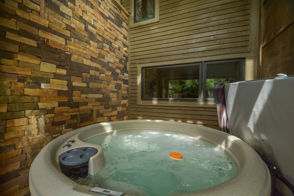 Serenity on the Mountain 4 Bedroom House