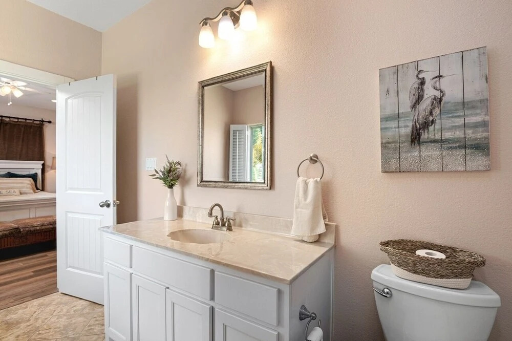 The Peach Pelican 3 Bedroom Home by RedAwning