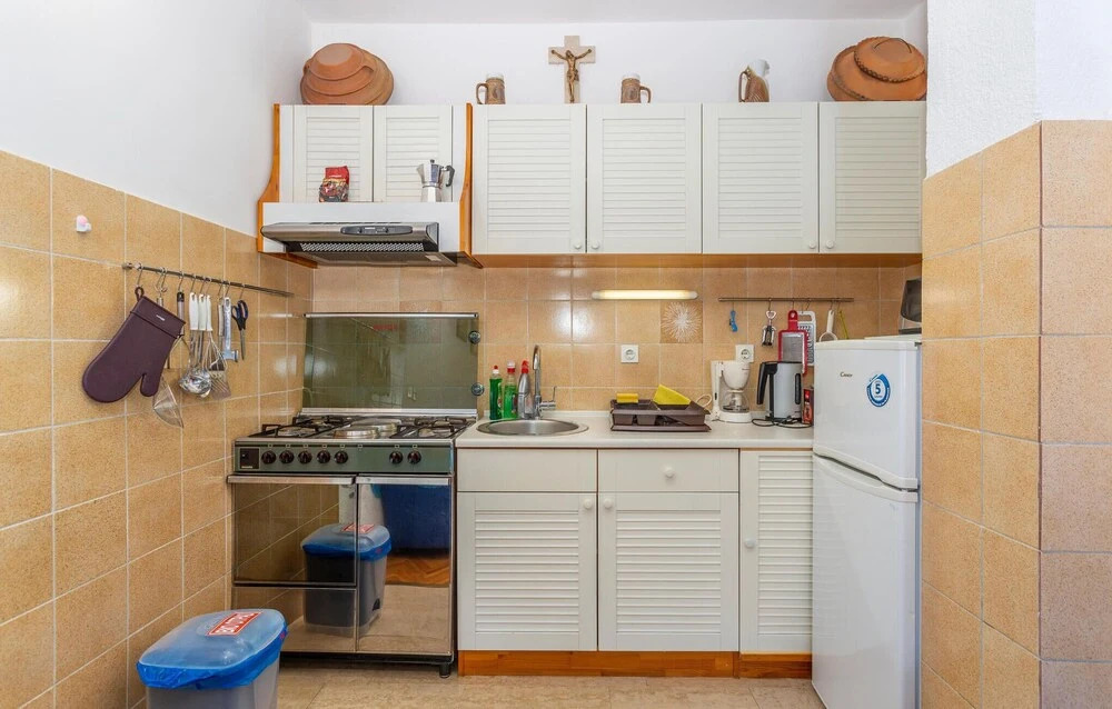 3 Bedroom Stunning Home In Omisalj