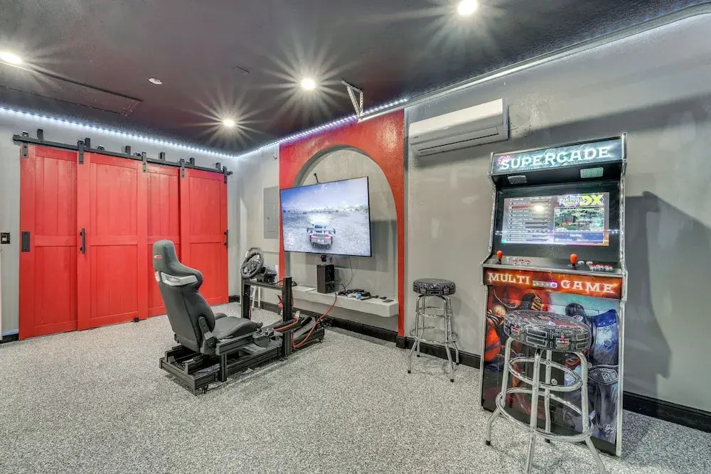 Heated Pool: Davenport Home w/ Xbox & Racing Games