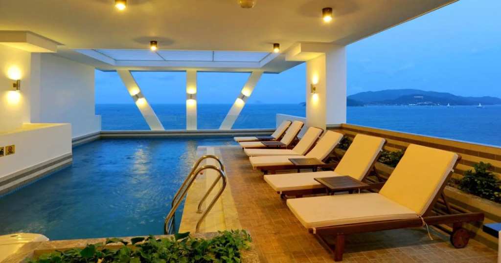 Dendro beachfront Hotel