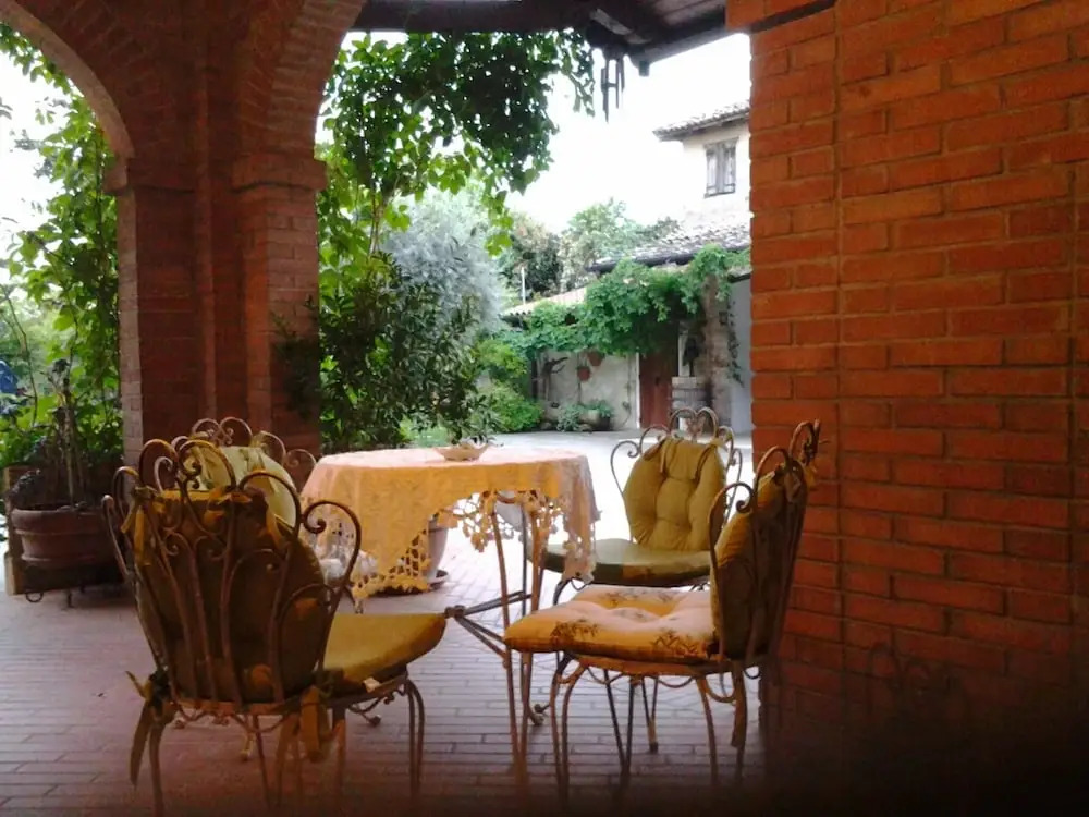 Agriturismo MELO IN FIORE con camere e colazioni nella zona del Prosecco DOCG Asolo