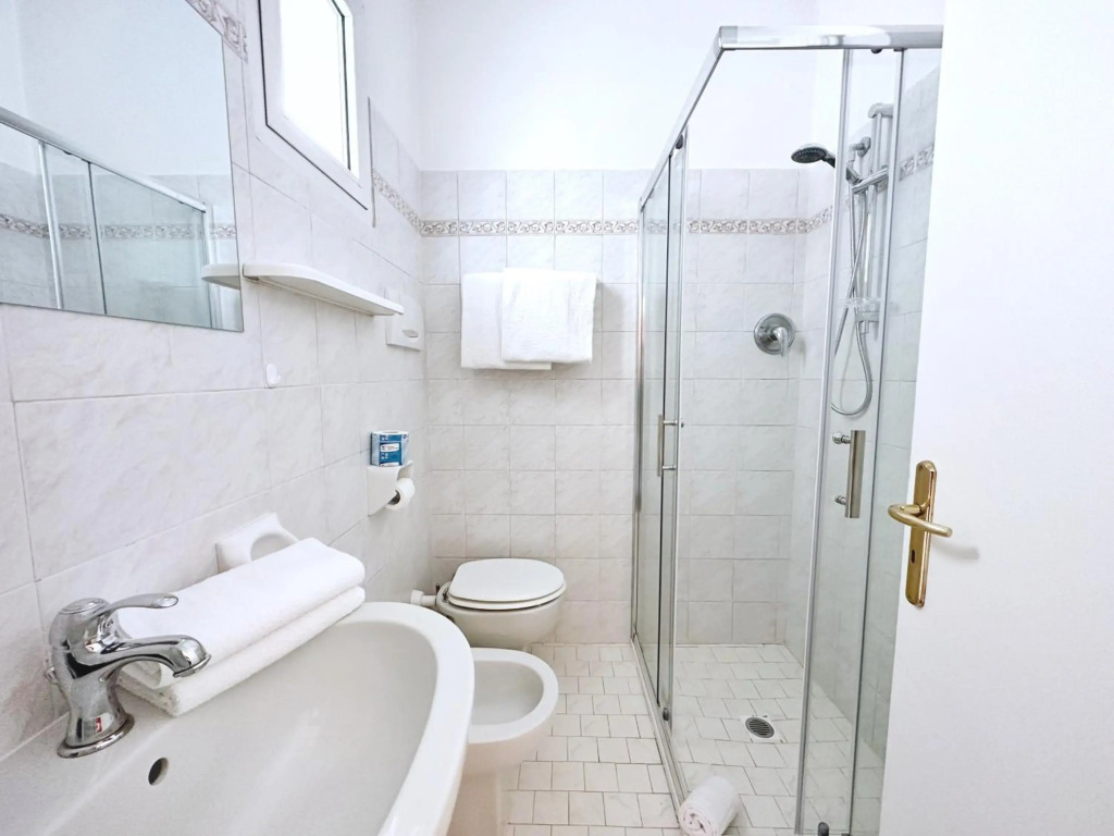 Aura Living Hotel