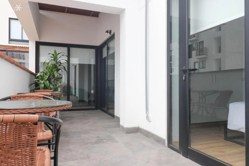 Beautiful 2BR in Miraflores