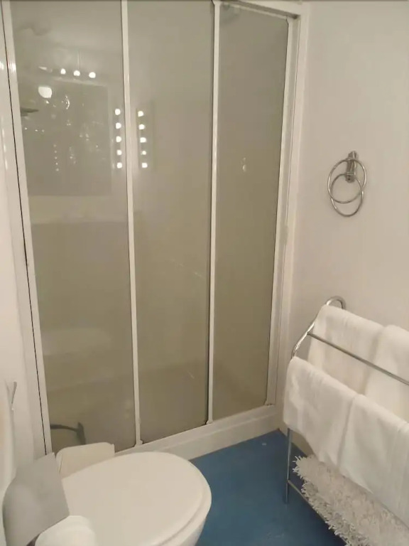 Bishopton Apartment
