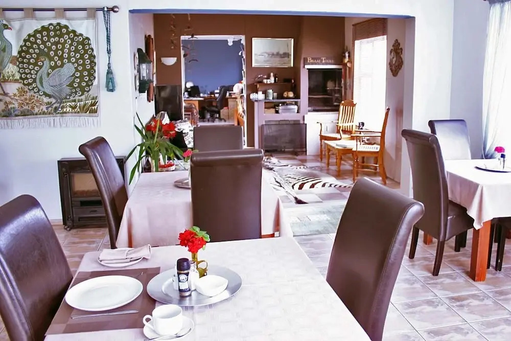 "room in Guest Room - Room for 3 Guests - Amarachi Guesthouse in Swakopmund Namibia - Beach in 500m"