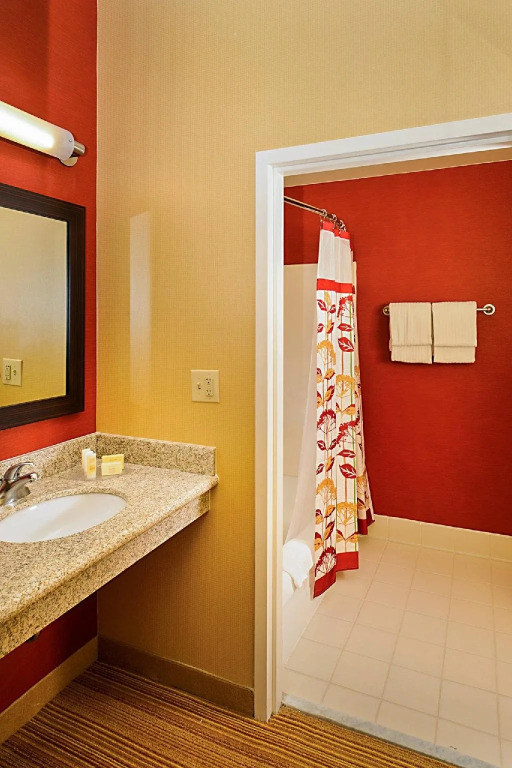 Fairfield Inn & Suites by Marriott Frederick