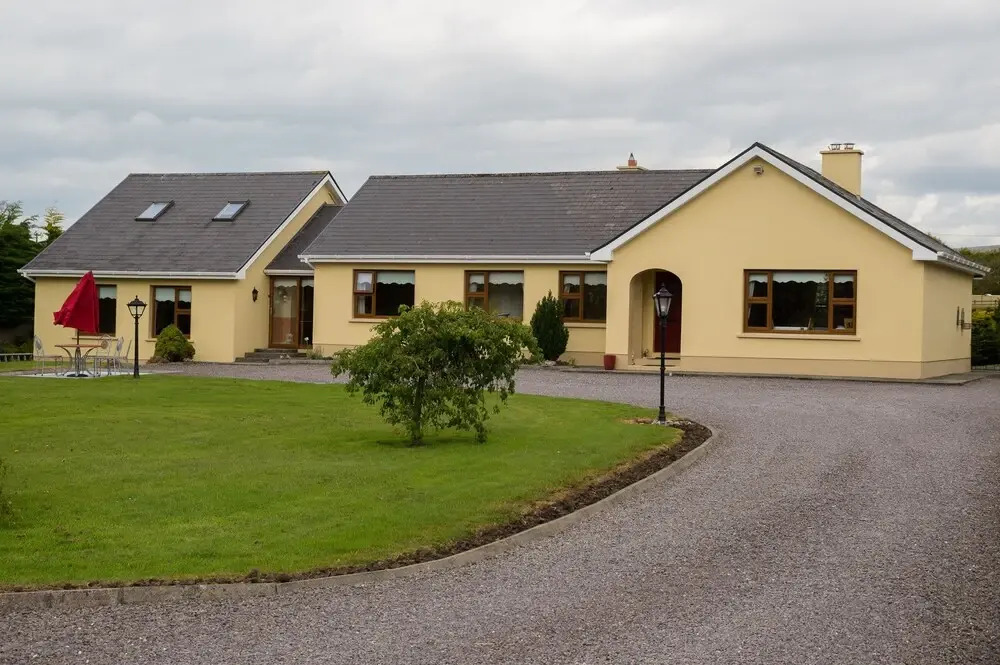 Cois Li Accommodation