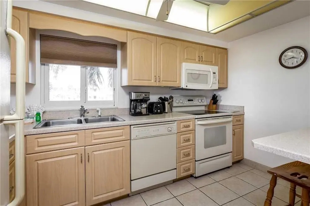 Sand Caper 103 - Two Bedroom Condo
