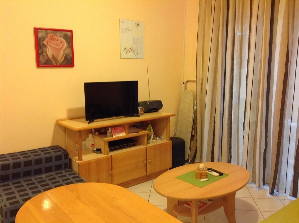 Apartment With 2 Bedrooms in Novalja, With Enclosed Garden and Wifi -