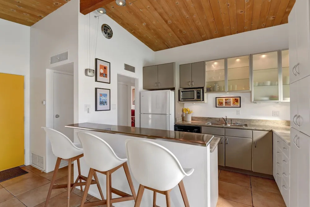 Banana Cabana Palm Springs Three Bedroom House